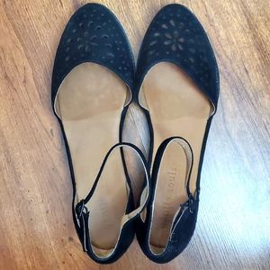 Gentle Soul By Kenneth Cole Wedge Sandal